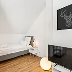 5br 10 Beds, Tv&kitchen