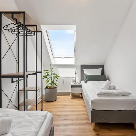 5br 10 Beds, Tv&kitchen Apartment Bad Friedrichshall