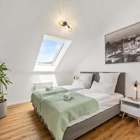 5br 10 Beds, Tv & Kitchen באד פרידריכסהל