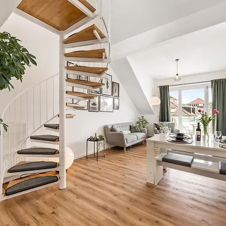 5br 10 Beds, Tv&kitchen